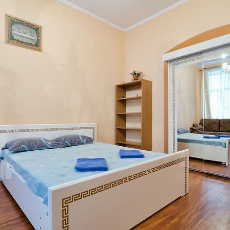 Leogrand Apartments Teodora 3 Lviv Eksteriør bilde