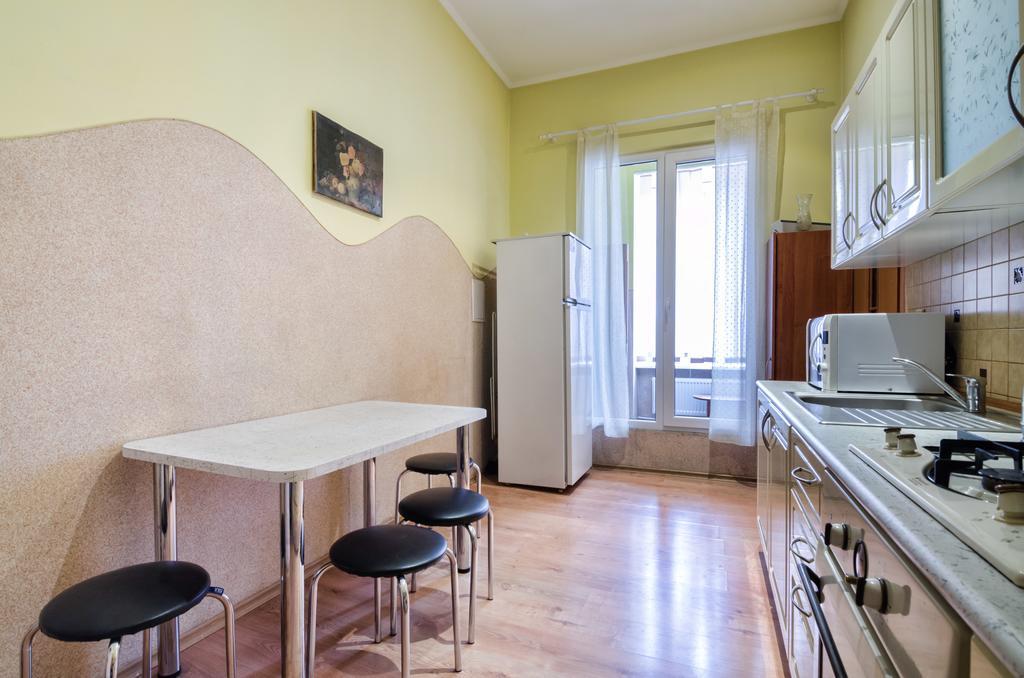 Leogrand Apartments Teodora 3 Lviv Eksteriør bilde