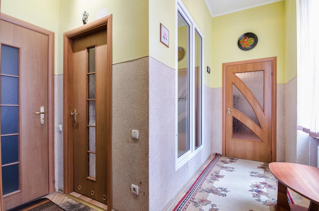 Leogrand Apartments Teodora 3 Lviv Eksteriør bilde